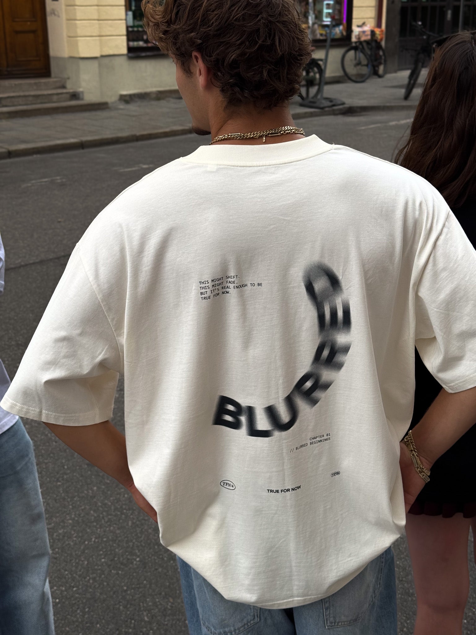 BLURRED T-Shirt